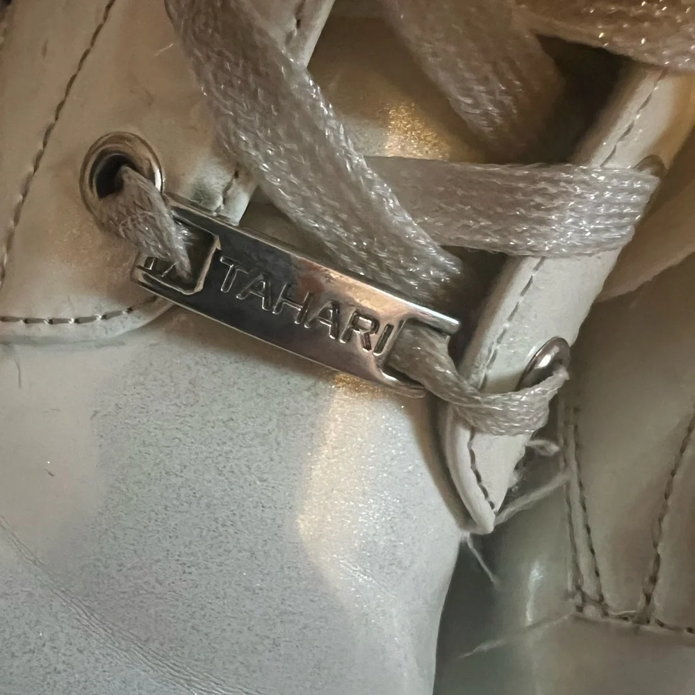 Girl light beige skinny Lace-Up Boots